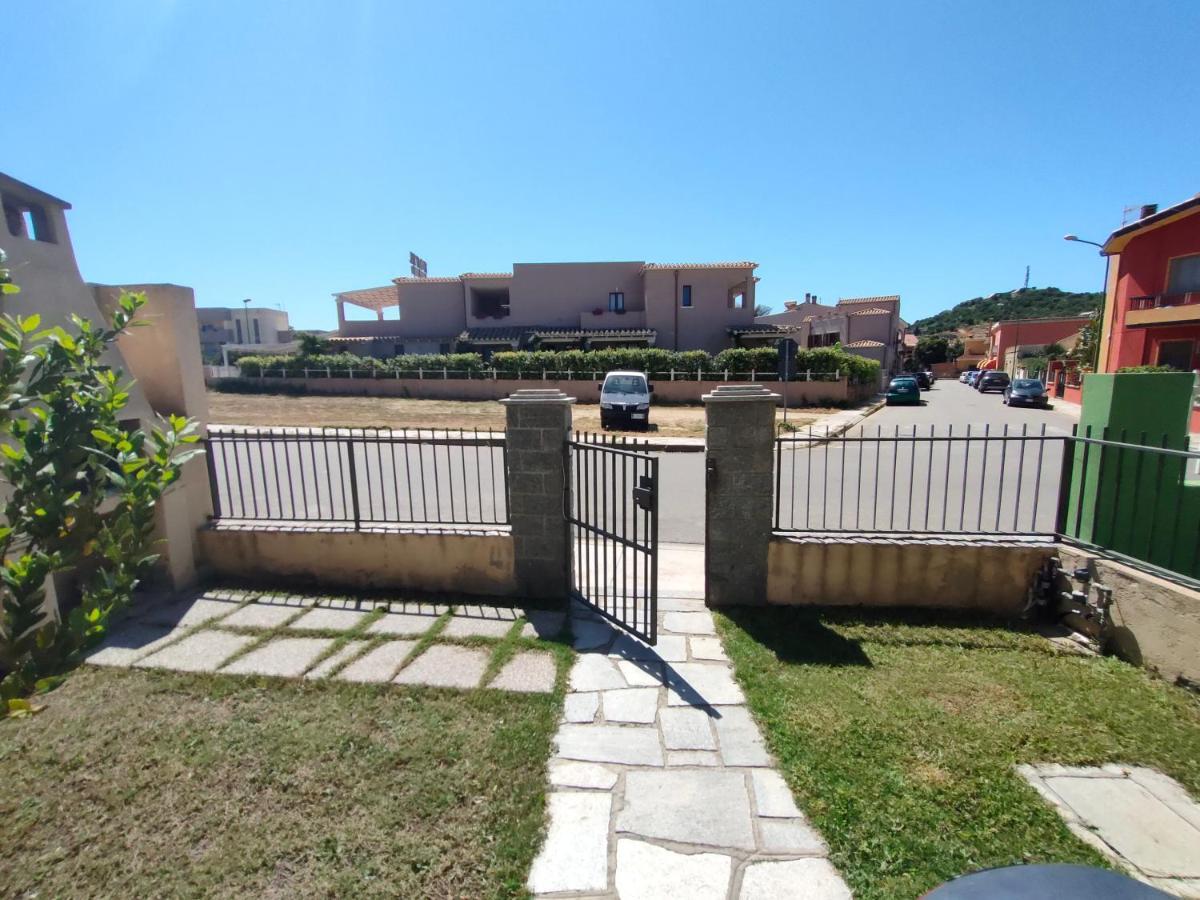 Oasy2 Apartamento Villasimius Exterior foto